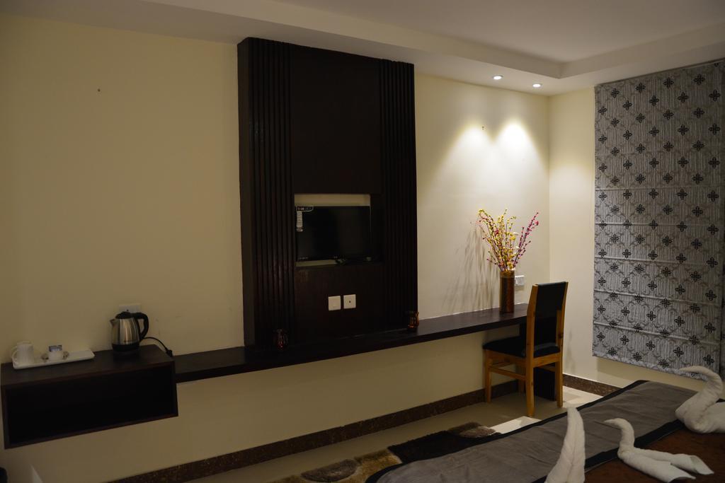 Harshikhar Hotel Бхімтал Номер фото